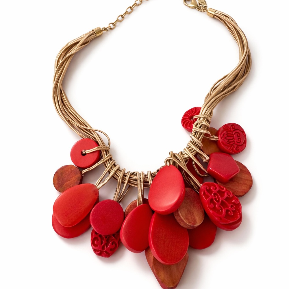 Coral Statement Necklace – Modern Resort Collar